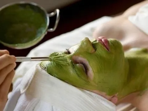 Ba cách làm sạch và dưỡng ẩm da hiệu quả từ lá trầu không